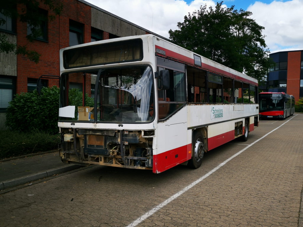 Fertig, alles was vor dem Transport nach Güstrow ausgebaut werden konnte ist raus. (Foto: fm)