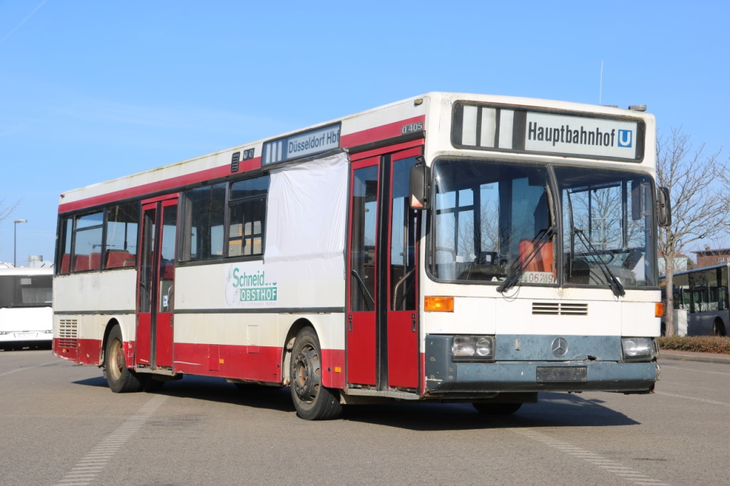 Der Mercedes-Benz Omnibus Typ O405 im Betriebshof Lierenfeld kurz nach der Übernahme (Foto: jz)