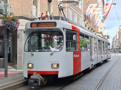 Triebwagen 3201 - Modernisierter Stadtbahnwagen (Foto: Phillip Breuer)
